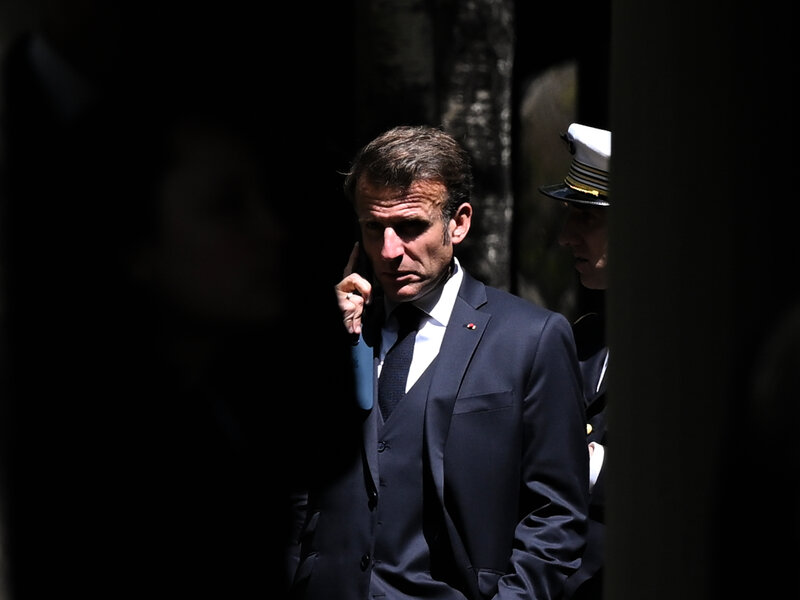 Trump and Macron Clash Over Mideast Strategy: A Deep Dive