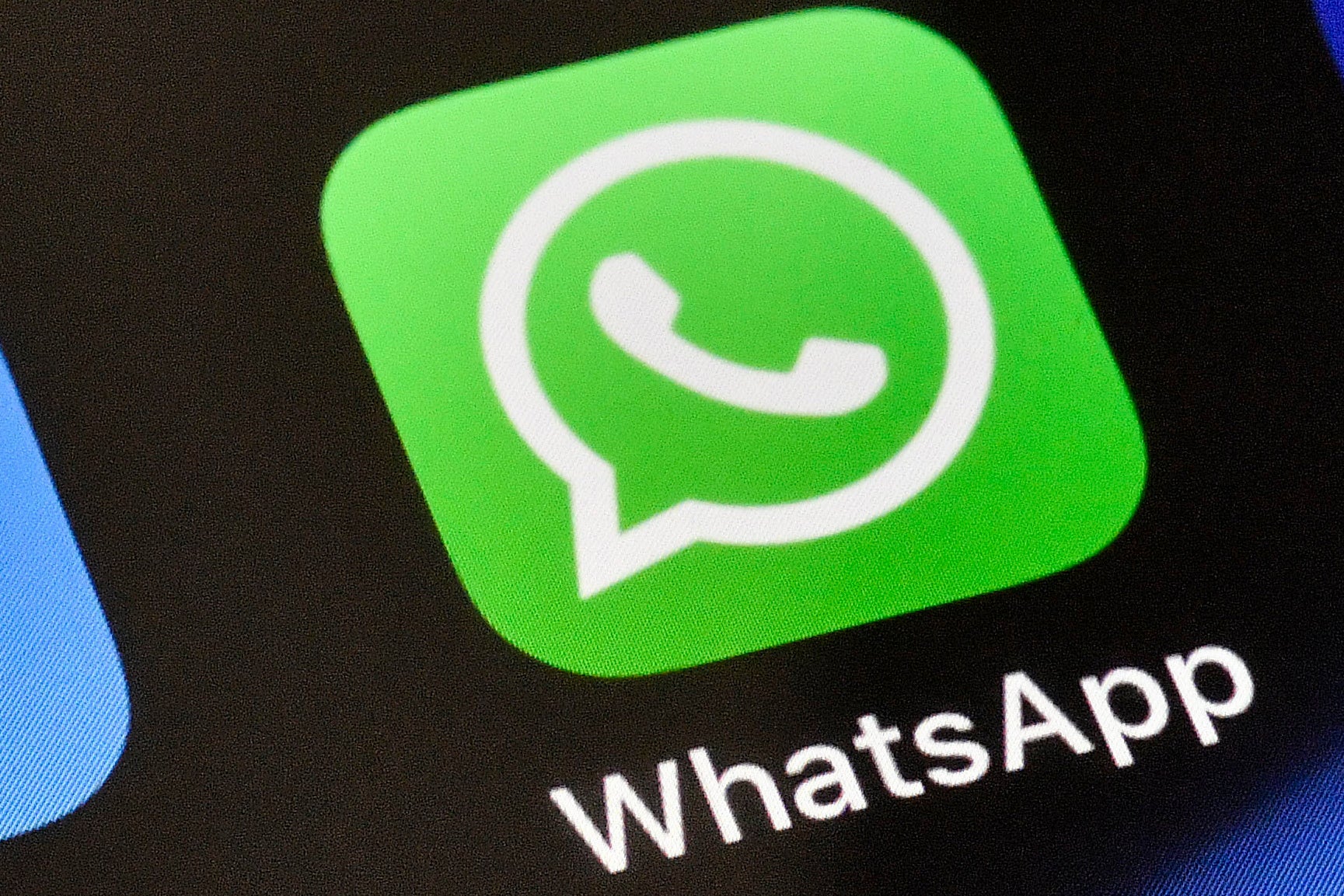 Iran Media Urges Citizens to Delete WhatsApp Over Unsubstantiated Security Concerns