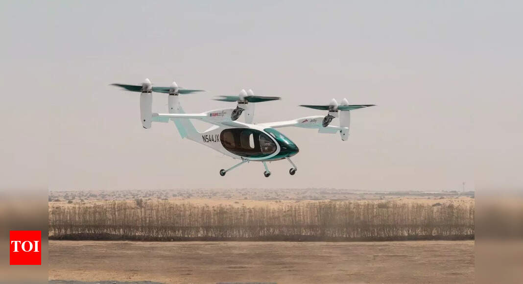 Dubai Achieves Historic Milestone: World's First Crewed Electric Air Taxi Flight Takes Off, Commercial Service Set for 2026