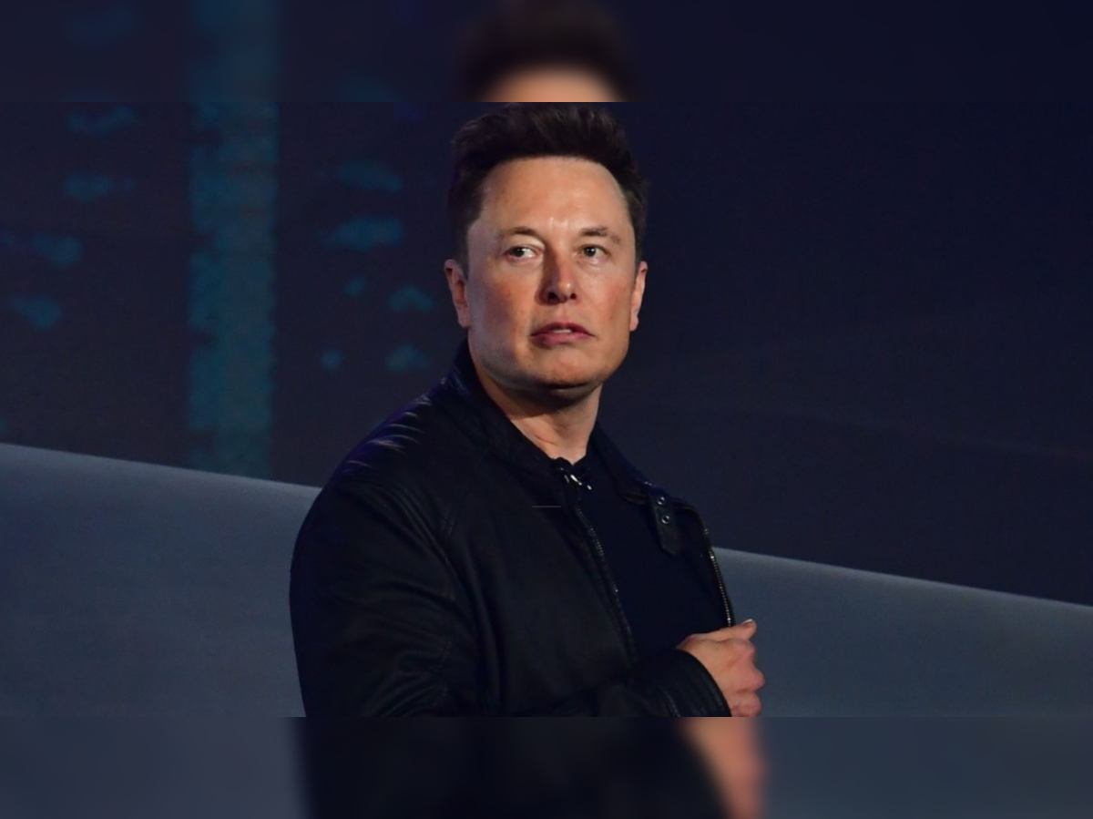 Putin's Spy Agency Allegedly Used Sex and Drugs to Target Elon Musk: Former FBI Agent Claims