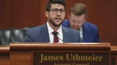 Florida AG Held in Contempt for Defying Migrant Law Ruling