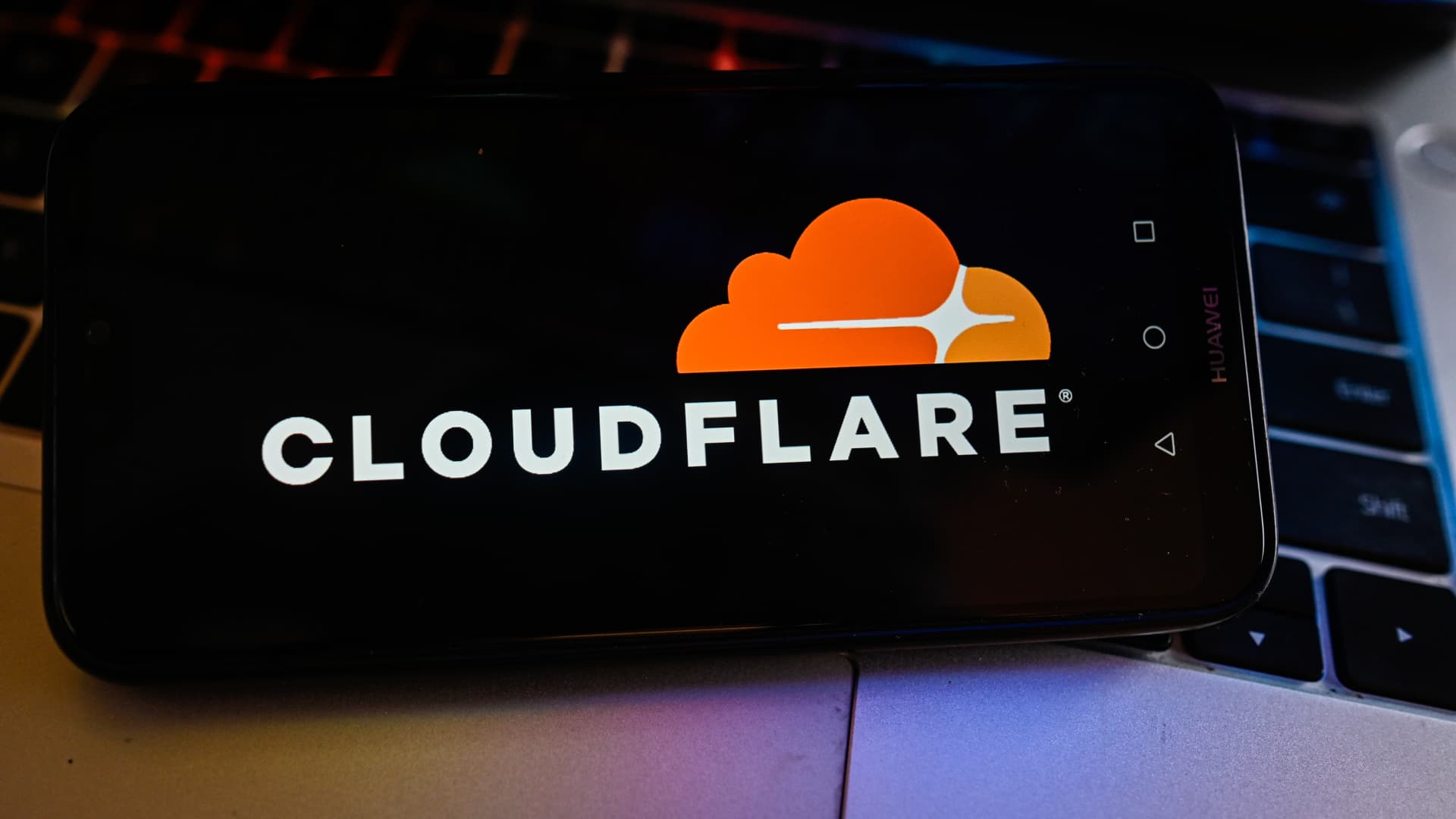 Cloudflare Outage Hits Major Websites Globally: Unusual Traffic Spike Blamed for X, ChatGPT Service Disruptions