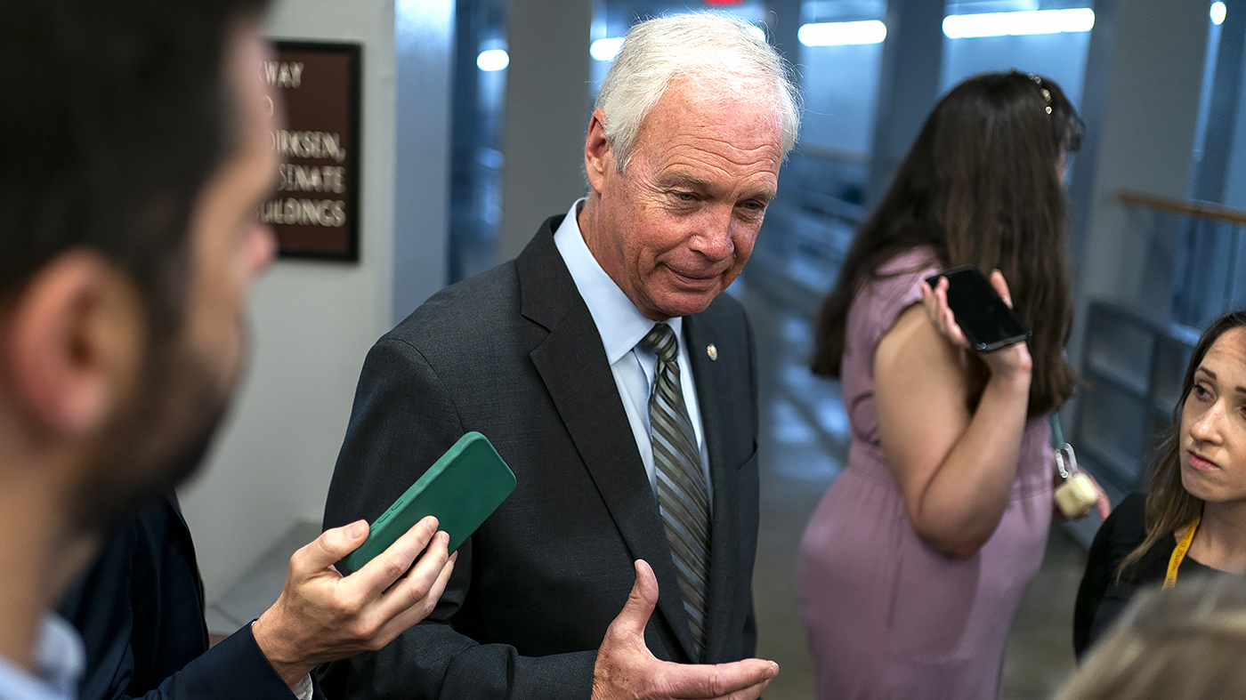 Senate Republicans Consider Breaking Up Trump Bill for Easier Passage