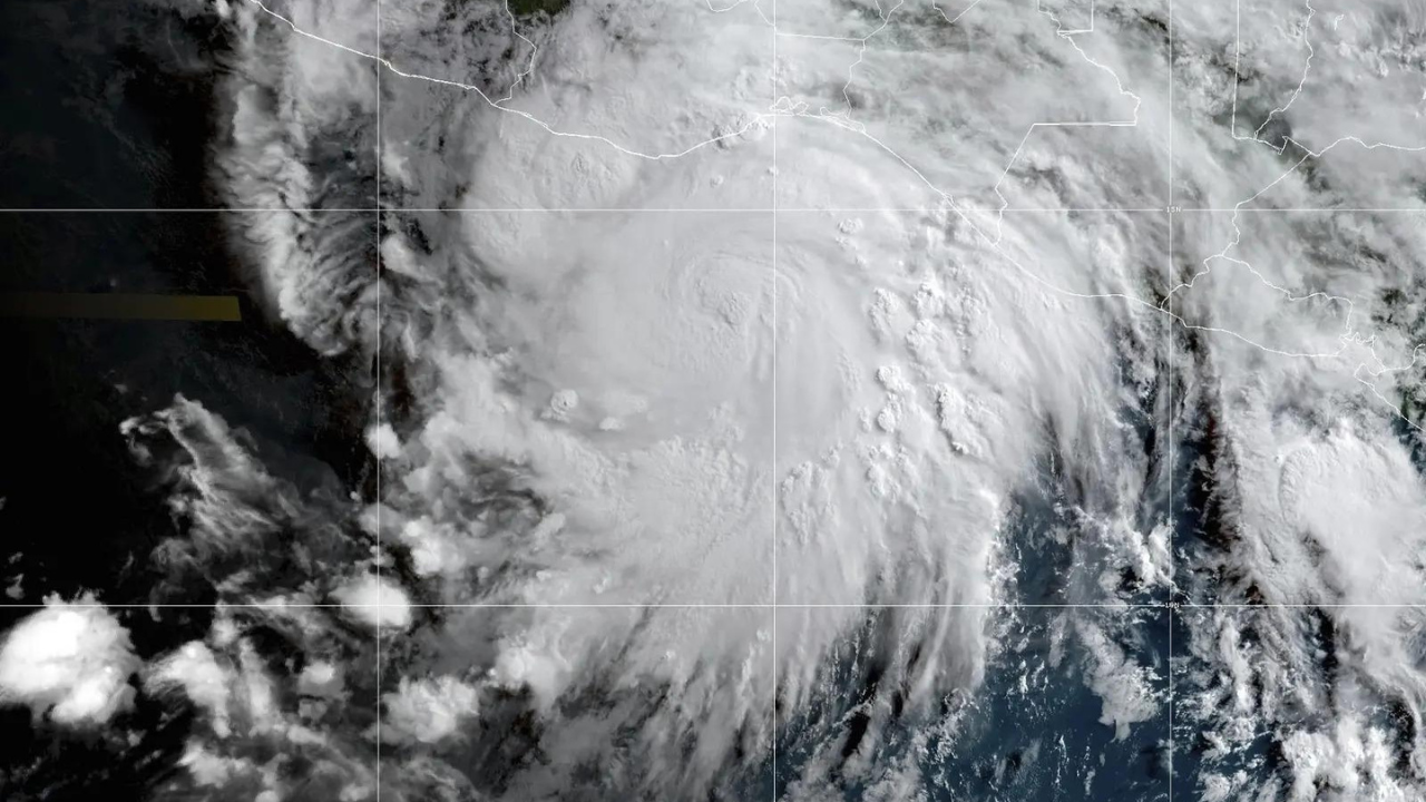 Hurricane Erick Threatens Mexico: Category 3 Storm Prompts Alerts