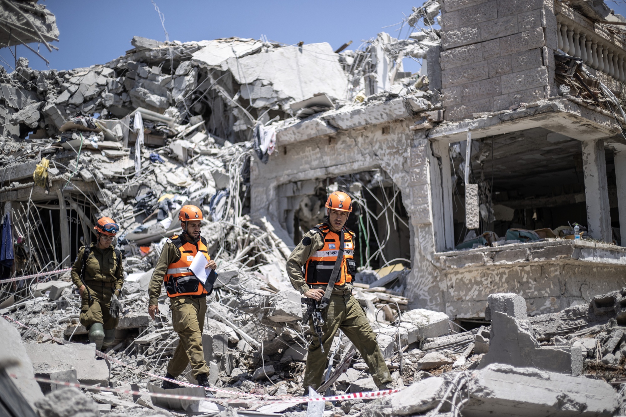 US Officials Prepare for Potential Israel-Iran Conflict: Implications and Analysis