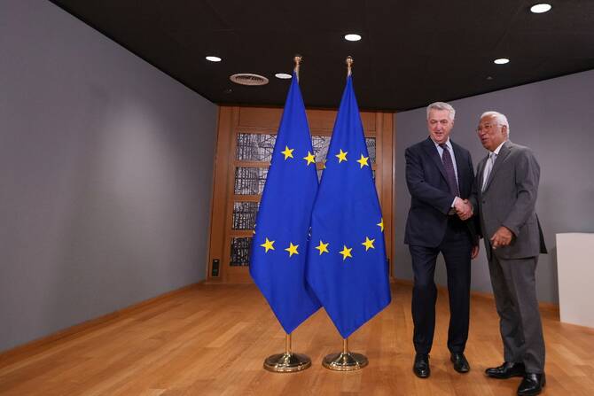 EU Eyes Easier Asylum Seeker Deportation: 'Safe Third Country' Rule Change