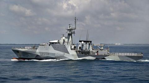 China Criticizes UK Warship Patrol in Taiwan Strait Amid Rising Tensions
