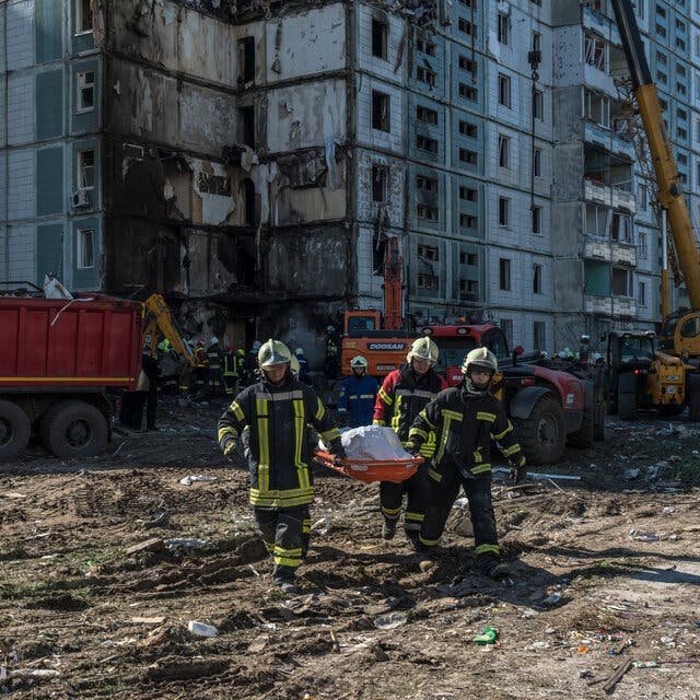 Russian Missile Strike Kills 25 in Ukrainian Apartment Building