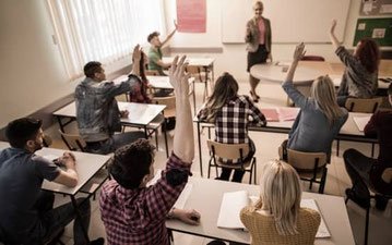 Lawrence Summers Stops Harvard Teaching Amid Investigation into Jeffrey Epstein Connections