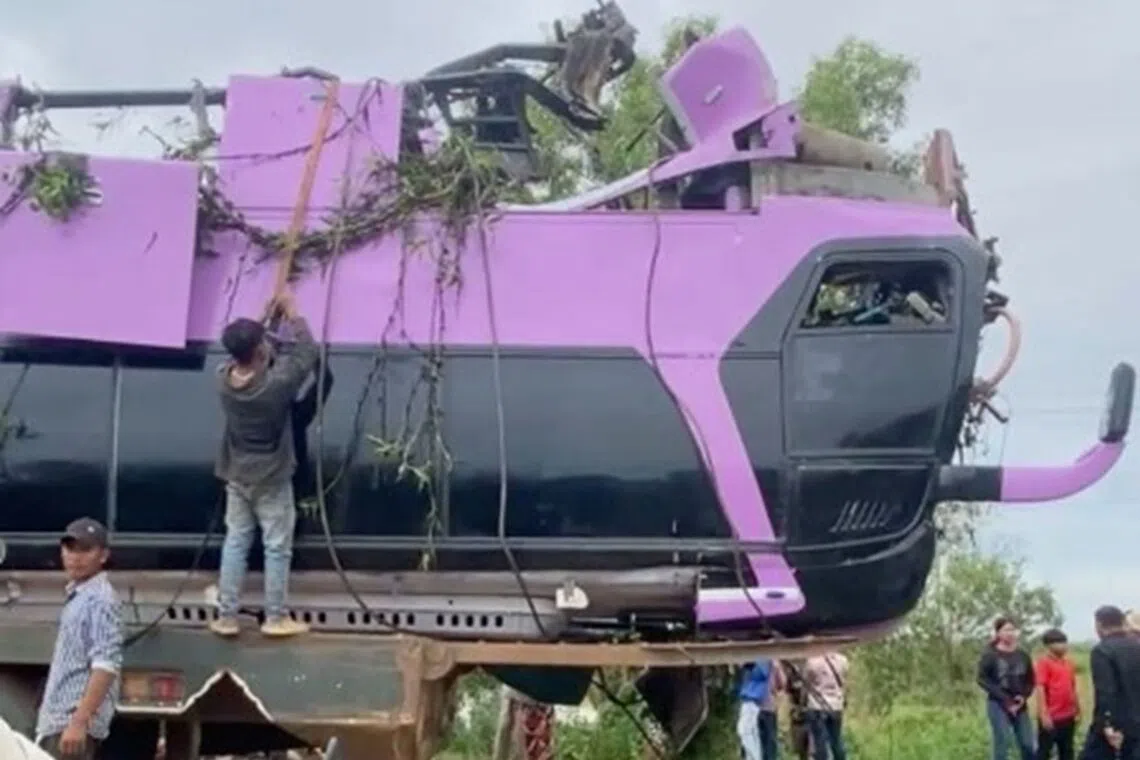 Cambodian Sleeper Bus Plunges into River En Route Siem Reap to Phnom Penh; 13 Confirmed Dead, More Missing