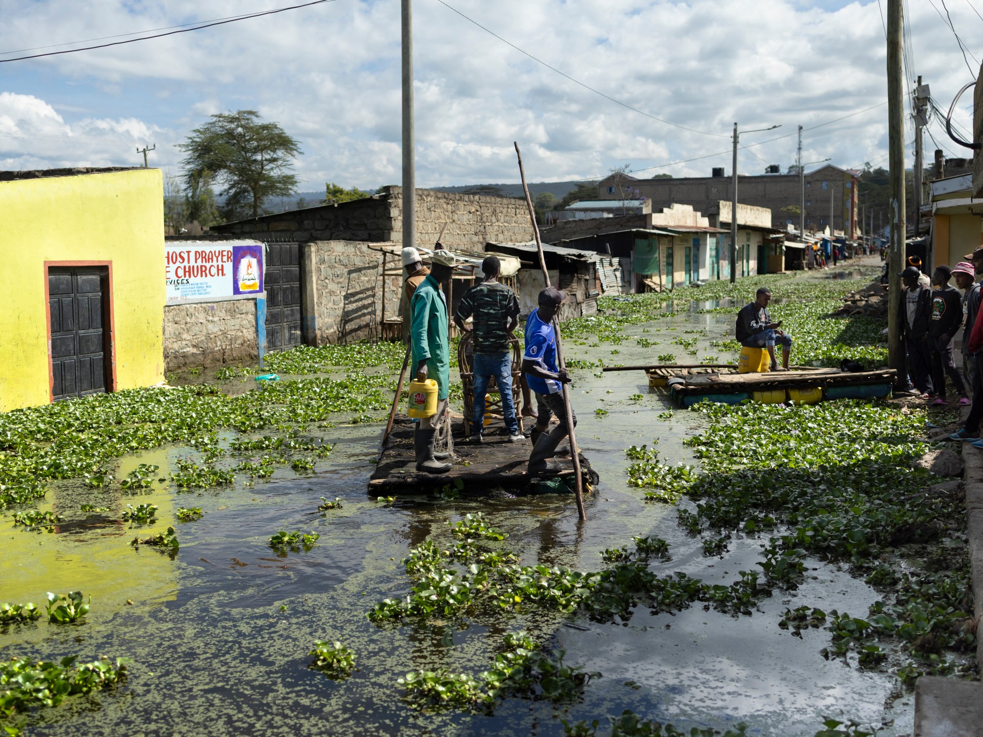 Kenyan Lake Floods Devastate Communities: Thousands Displaced, Homes & Schools Destroyed in East Africa