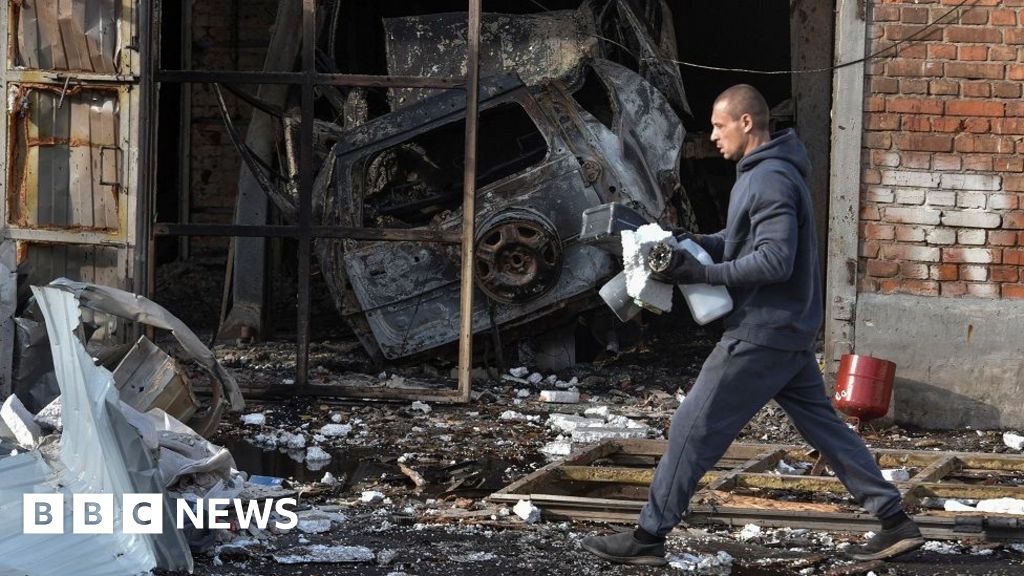 US Military Team Visits Kyiv Amidst EU Warnings & Trump-Backed Peace Plan Rumors