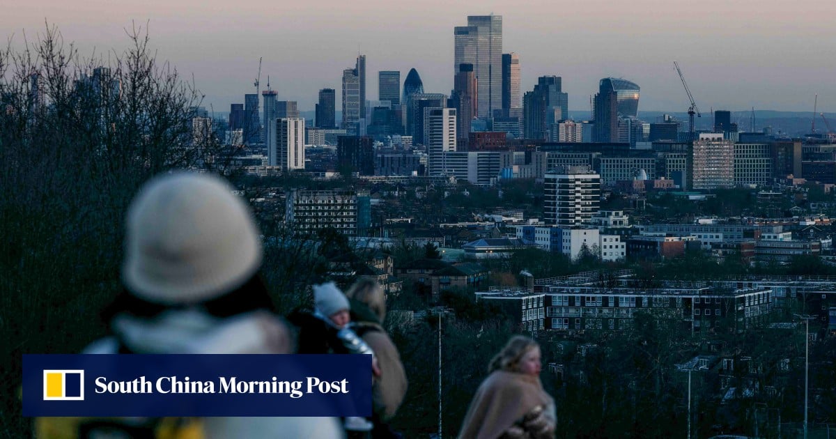 UK Toughens BN(O) Visa Path: Hong Kong Applicants Face Stricter English Test & Potential Income Threshold for Settlement