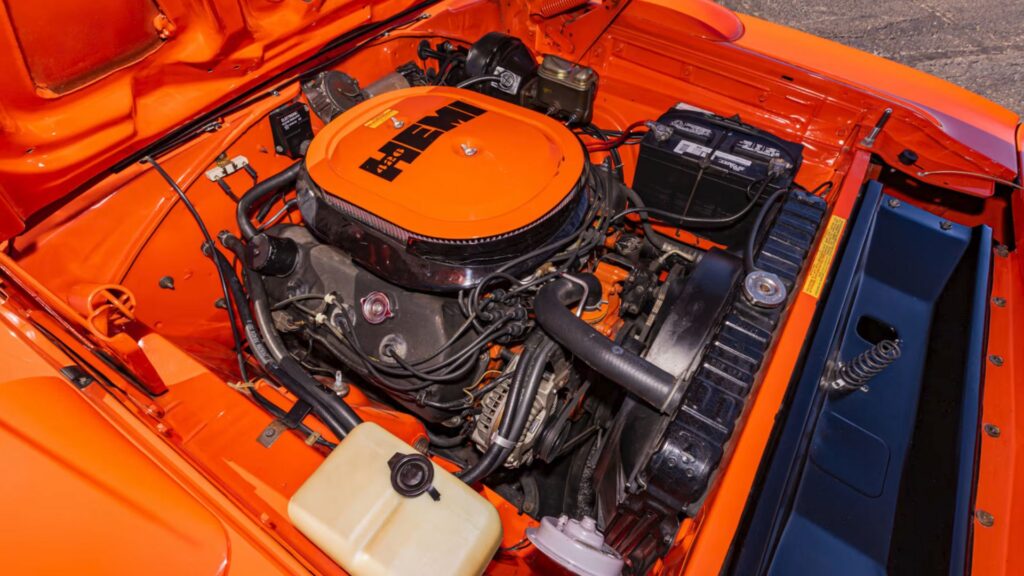 Hemi Superbird Auction: Market Downturn Leads to Lower Price