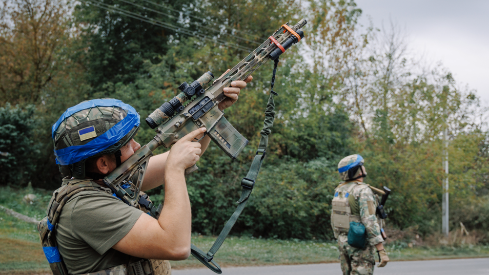 Ukraine Holds Ground in Russia's Kursk Region, Commander Reports
