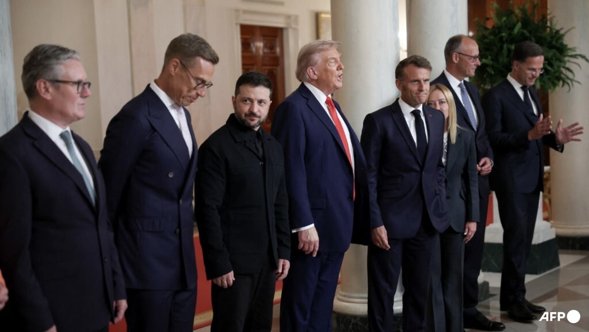 Ukraine & Europe Confront US Peace Ultimatum: Zelenskyy Warns of 'Loss of Dignity' Amid War & Corruption Scandals