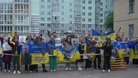 Ukraine and Russia Prepare for Major Prisoner Exchange Amidst Ongoing Conflict