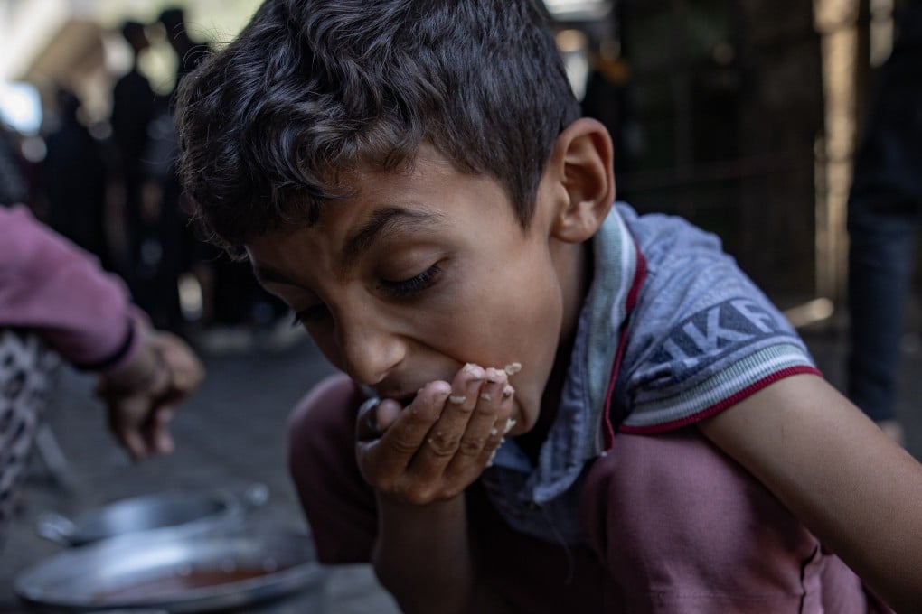 Gaza Aid Trucks Looted Amid Hunger Crisis, U.N. Reports