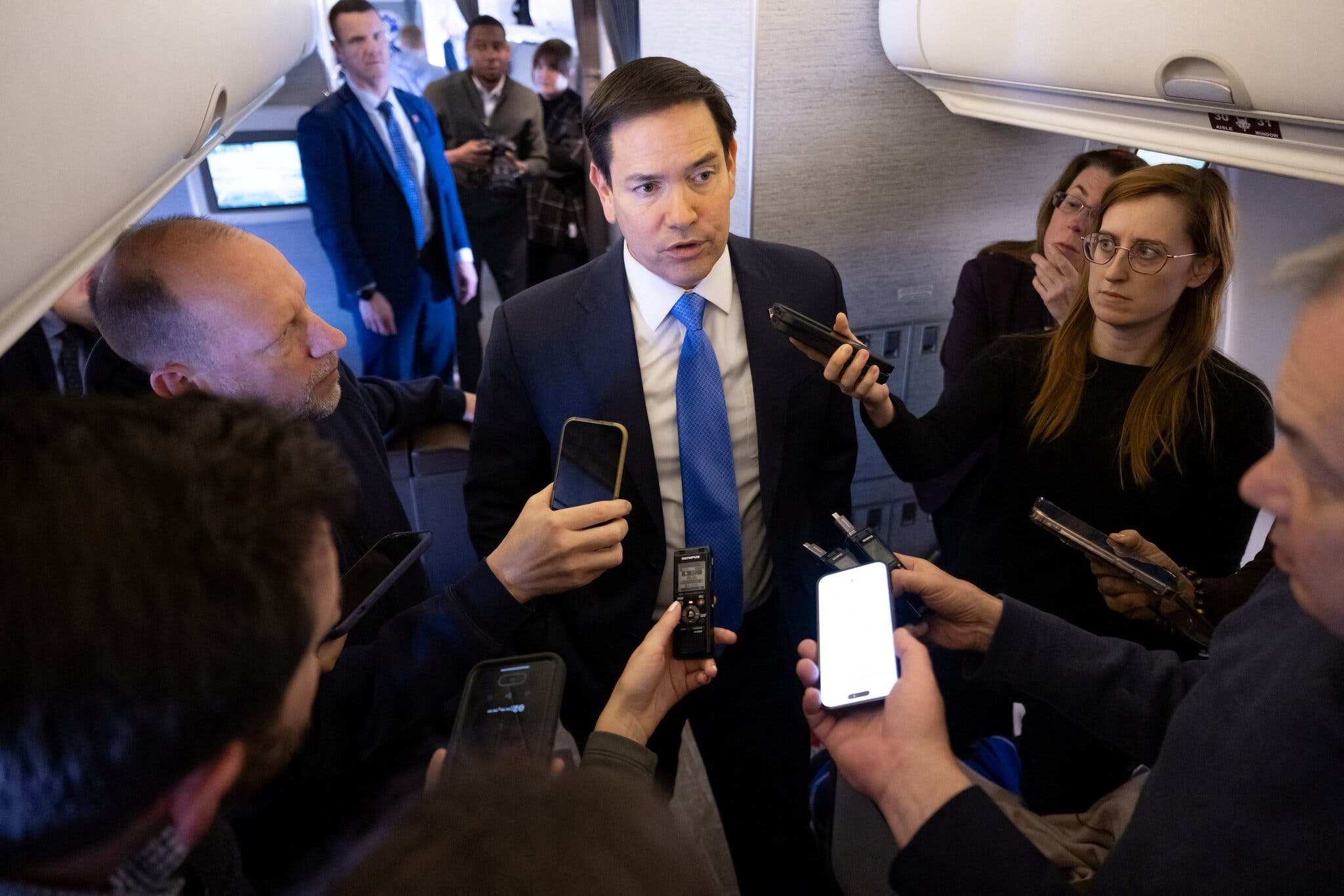 US Senators Inquire About Trump's Ukraine Peace Plan; Rubio Denies Official US Backing