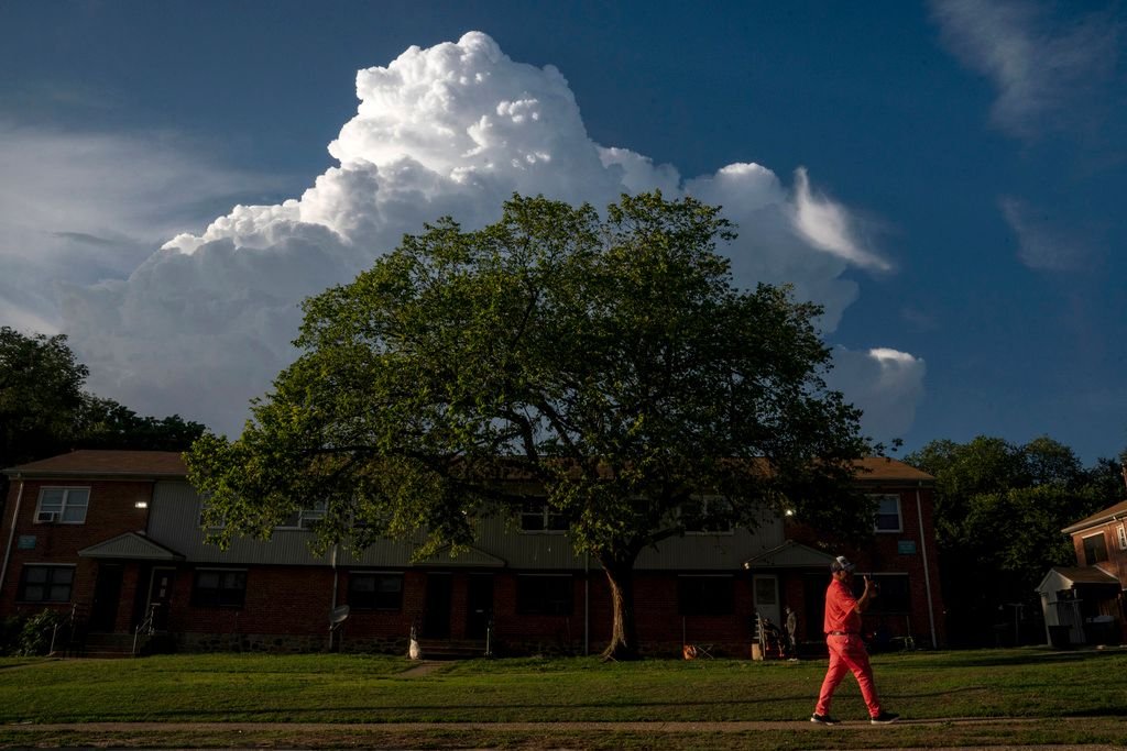Tragedy Strikes Chicago: 14-Year-Old Killed, 8 Wounded in Downtown Holiday Festivities Shootings