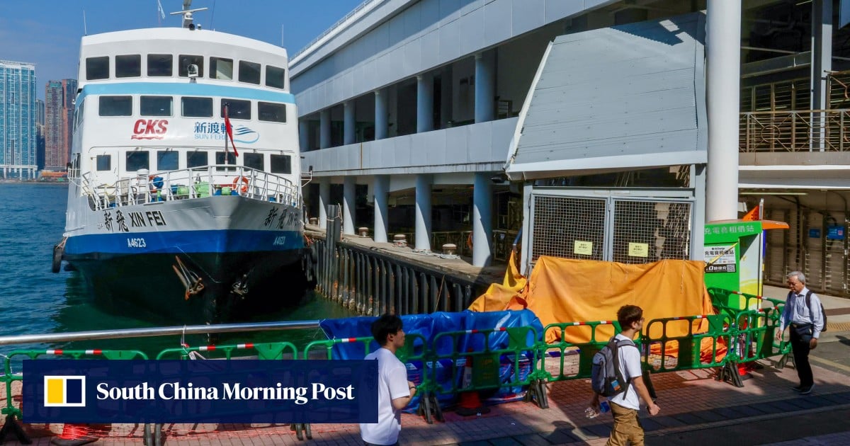 Hong Kong: Sun Ferry Crashes into Central Pier, Causing Damage; Authorities Launch Investigation
