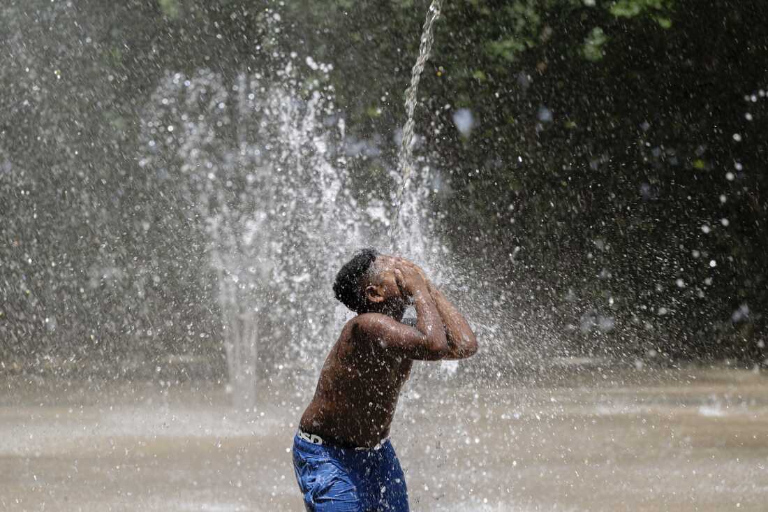 Eastern U.S. Faces Record Early-Season Heat Dome