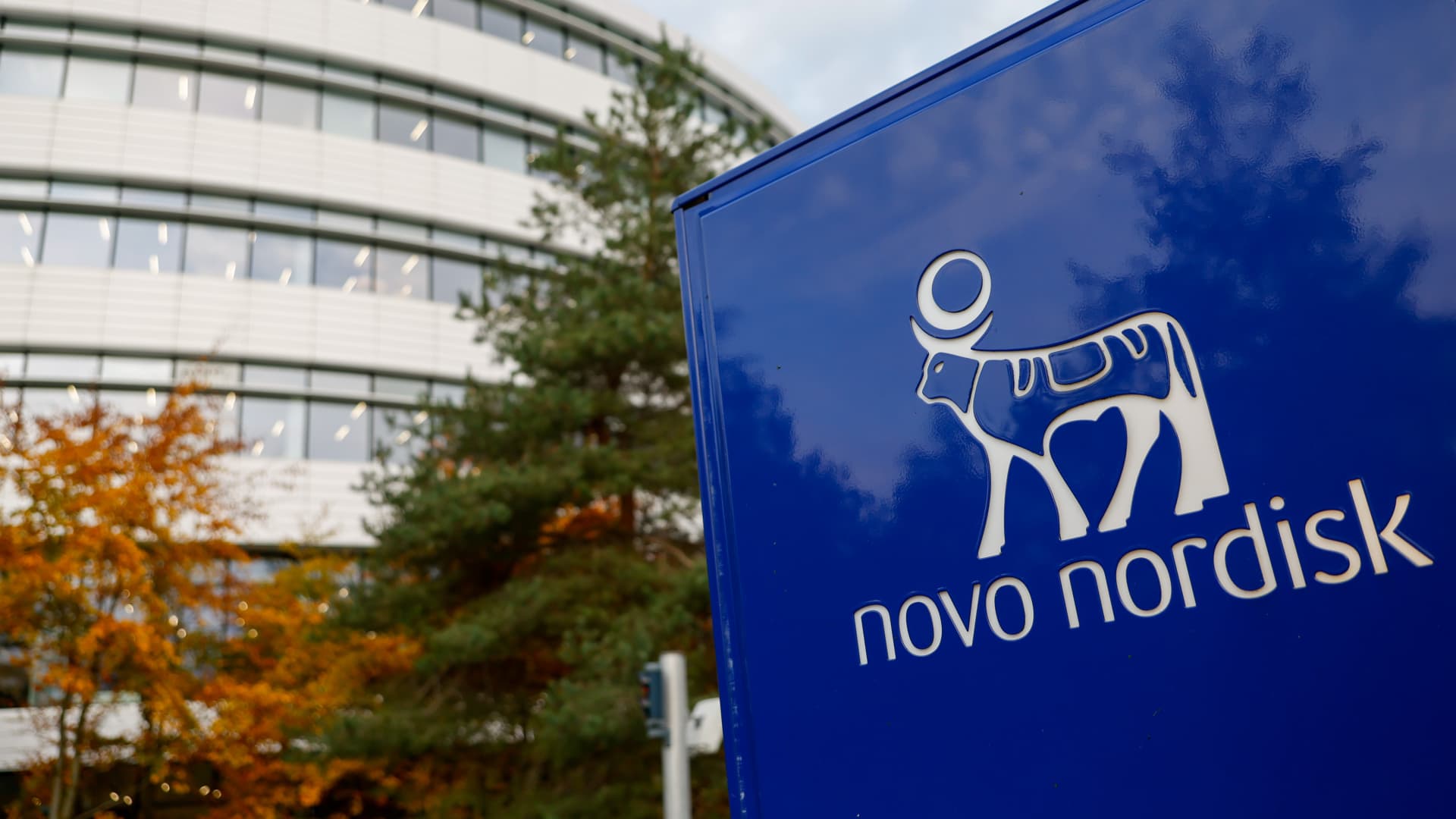 Novo Nordisk Shares Plunge 10% After Alzheimer's Drug Semaglutide Fails Key Clinical Trial Target