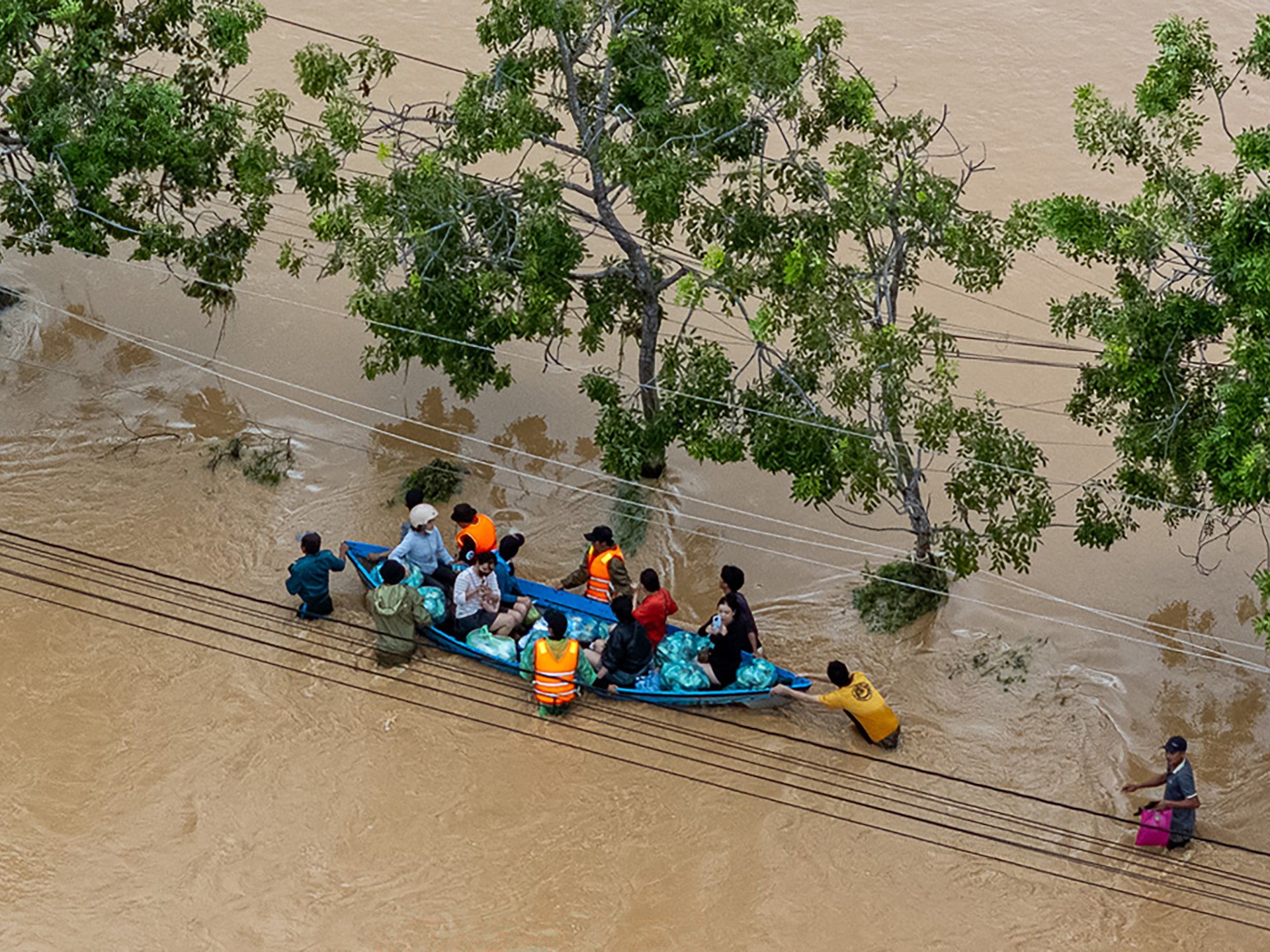 Southeast Asia Ravaged by Deadly Floods & Landslides: Vietnam's Death Toll Mounts, Thailand & Malaysia Also Hit Amid Climate Fears