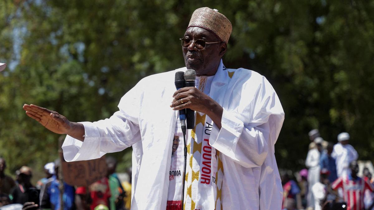 Cameroon Opposition Leader Tchiroma Bakary Flees to Gambia Post-Election Amid Safety Concerns
