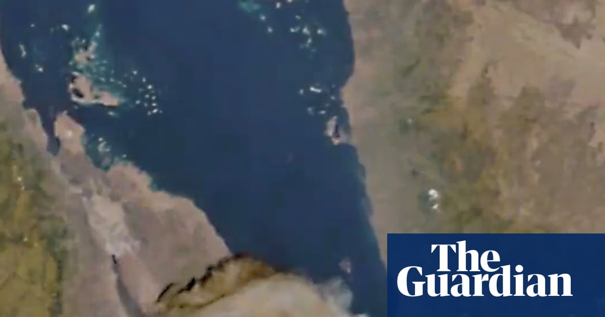 Ethiopian Hayli Gubbi Volcano Erupts After 12,000 Years, Ash Reaches Asia