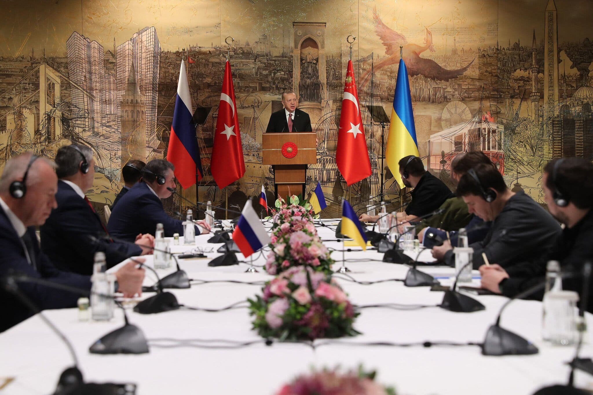 US & Ukraine Deepen Peace Plan Dialogue After Lengthy Talks: A Step Towards Resolution
