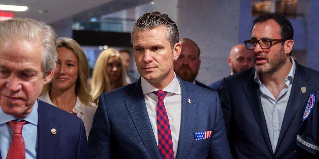 Pete Hegseth Threatens Senator Mark Kelly Over 'Seditious' Video: An Inquiry Looms