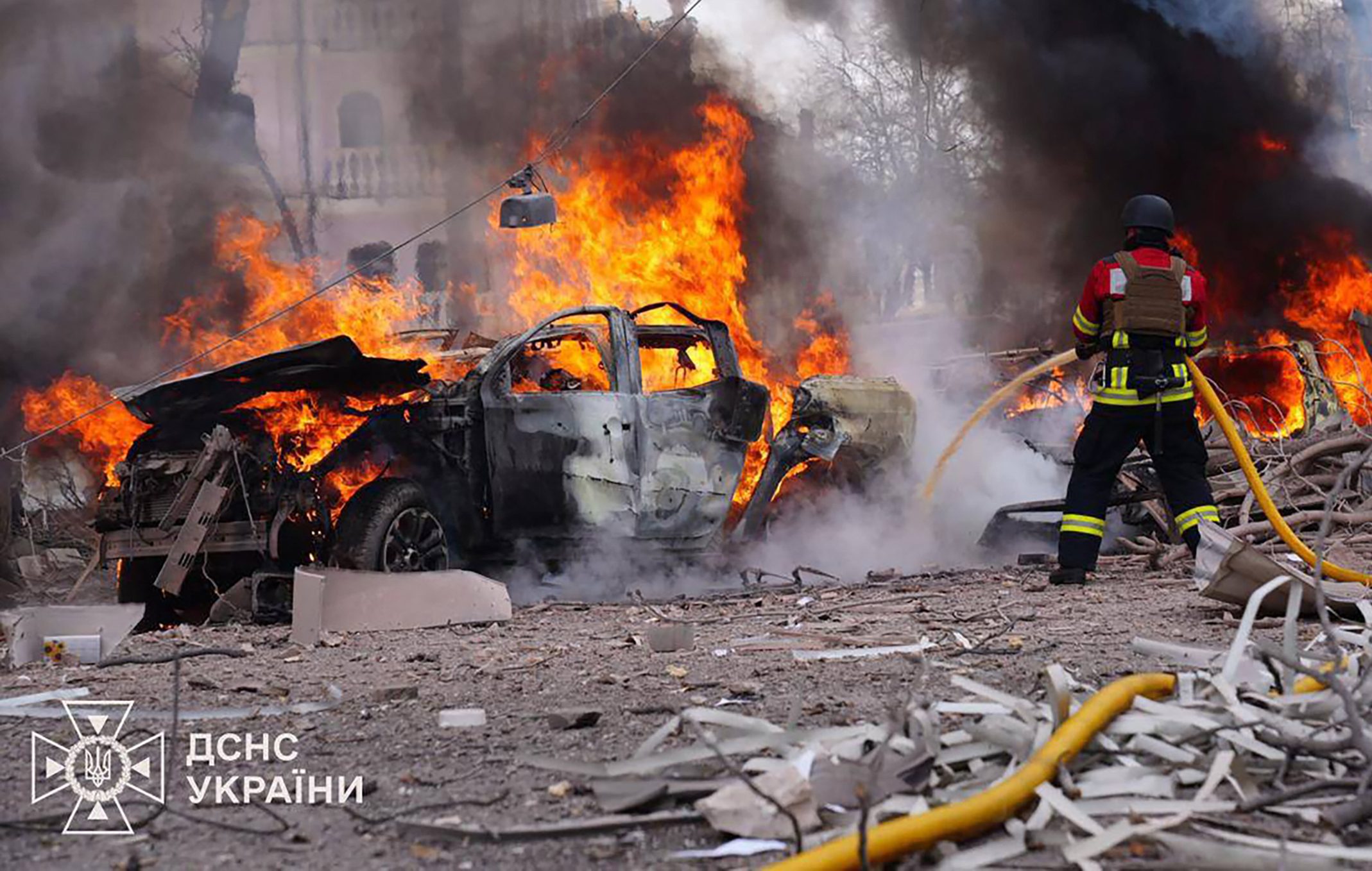 Ukraine: Russian Attack Kills 12; Zelensky Criticizes US 'Silence'