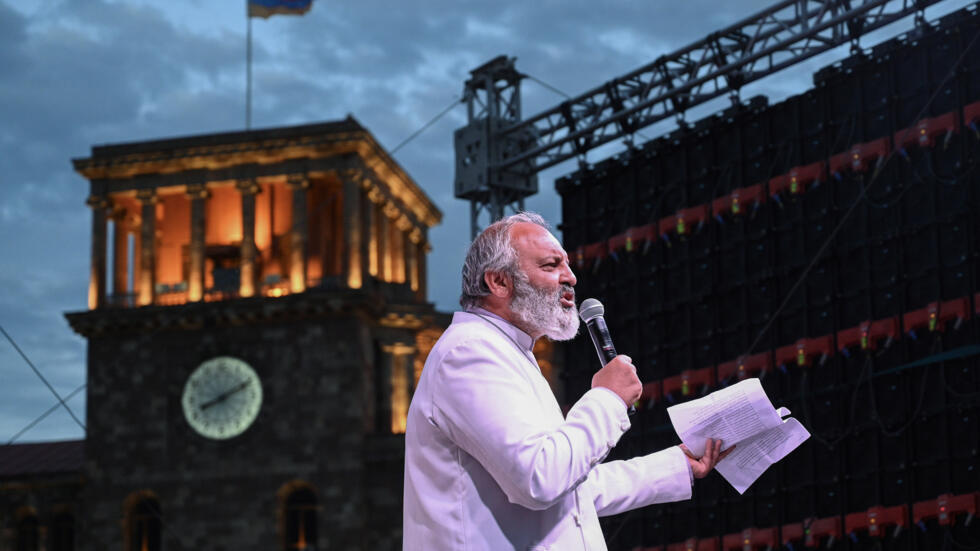 Armenia PM Alleges Foiled Coup Plot Involving Senior Cleric