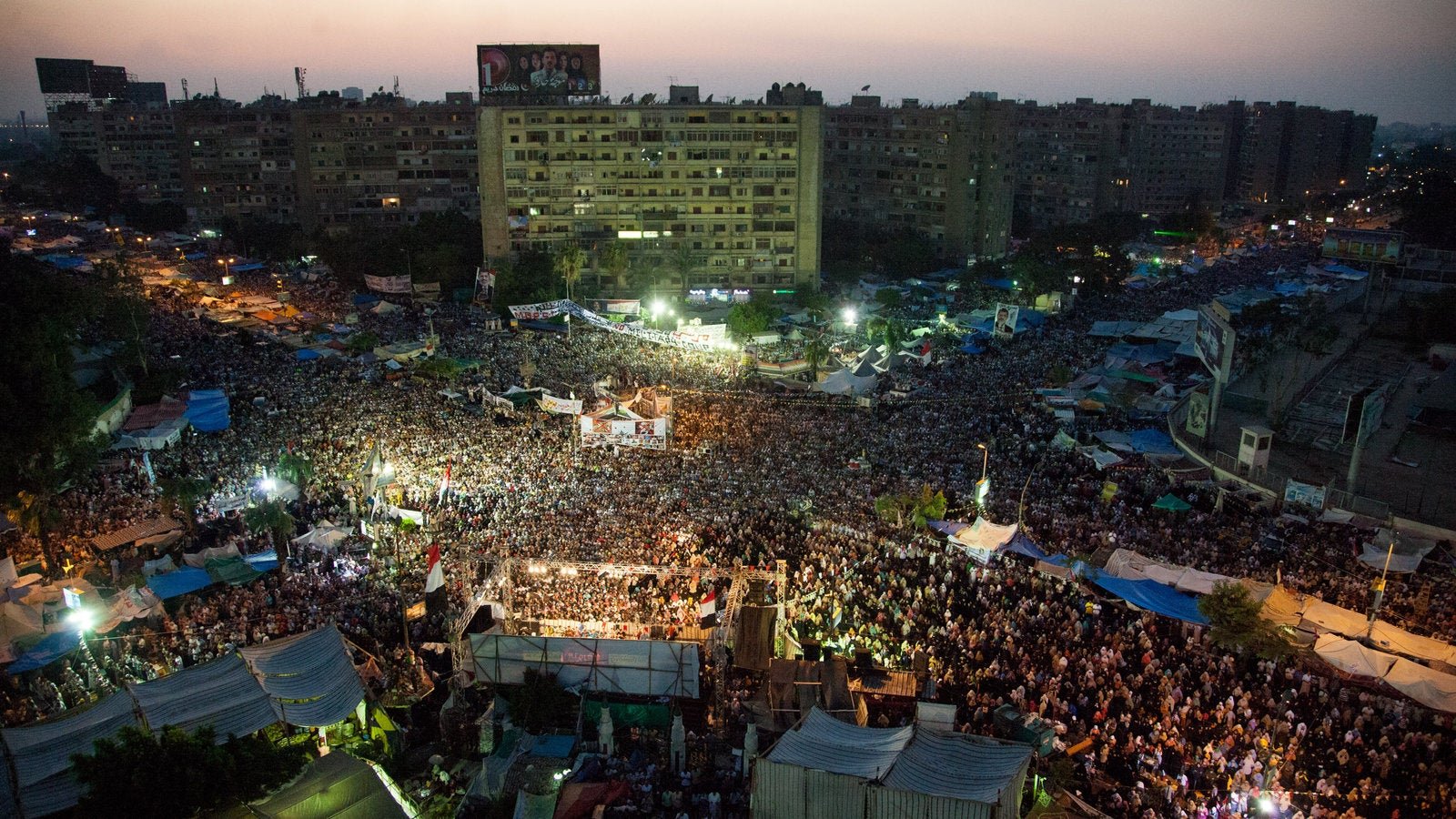 US Considers Designating Muslim Brotherhood Chapters as Terrorist Organizations