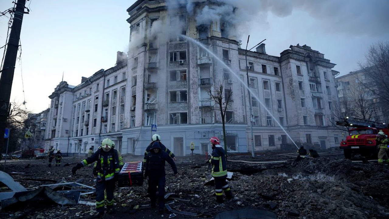 Kyiv Under Heavy Russian Missile Attack: Mayor Confirms Large-Scale Strike on Capital