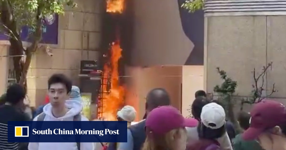 Multi-storey Wall Fire Engulfs Lee Theatre Plaza in Hong Kong's Causeway Bay at Lunchtime