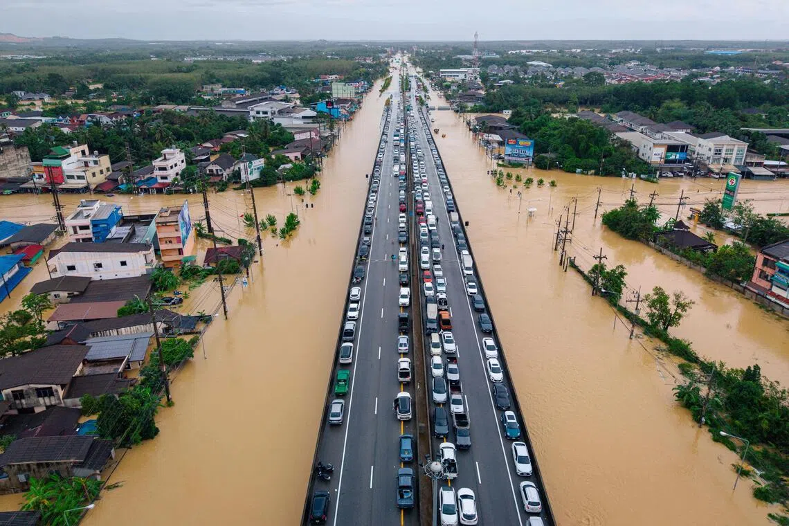 Deadly Monsoon Floods Ravage Southeast Asia: Thailand, Malaysia, Vietnam Suffer Deaths & Damage; More Rain Forecast