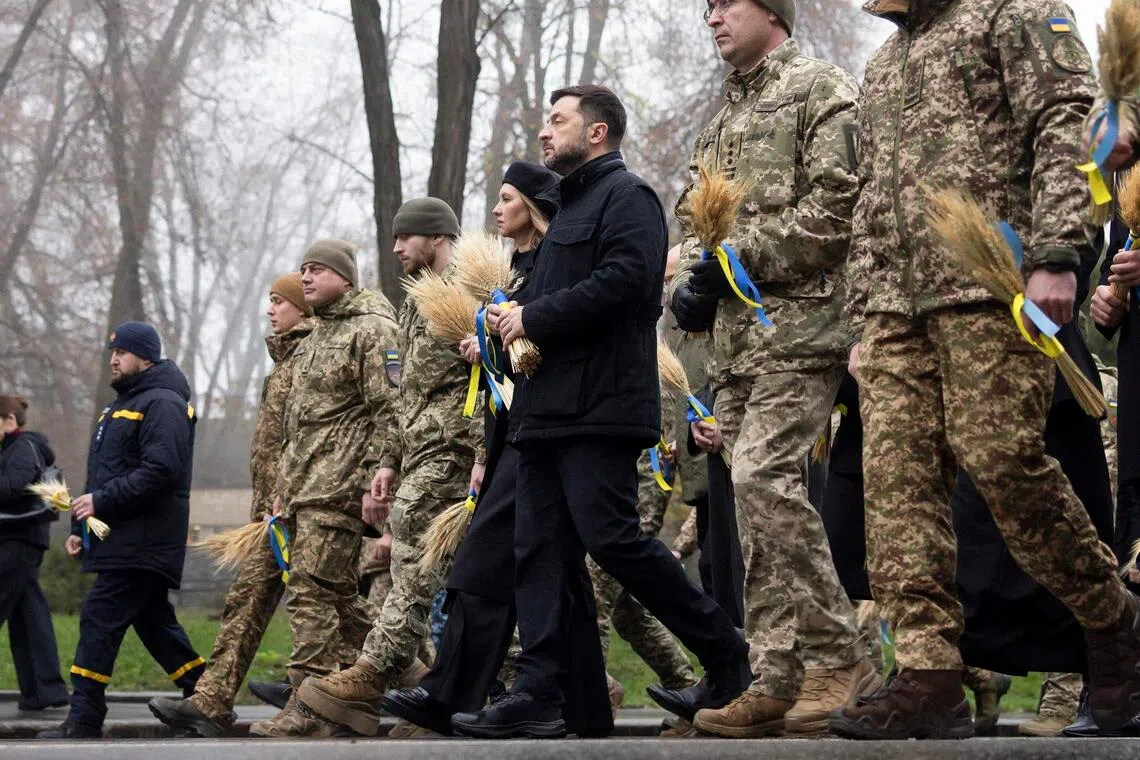 Zelensky Ready to Advance US-Backed Ukraine Peace Plan, Seeks Talks with Trump & European Allies Amid Russian Strikes