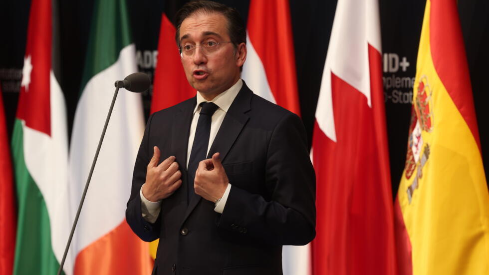 Spain Leads Effort to Pressure Israel with Arms Embargo Call