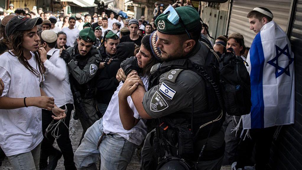 Jerusalem Day Parade Sees Far-Right Violence Against Palestinians
