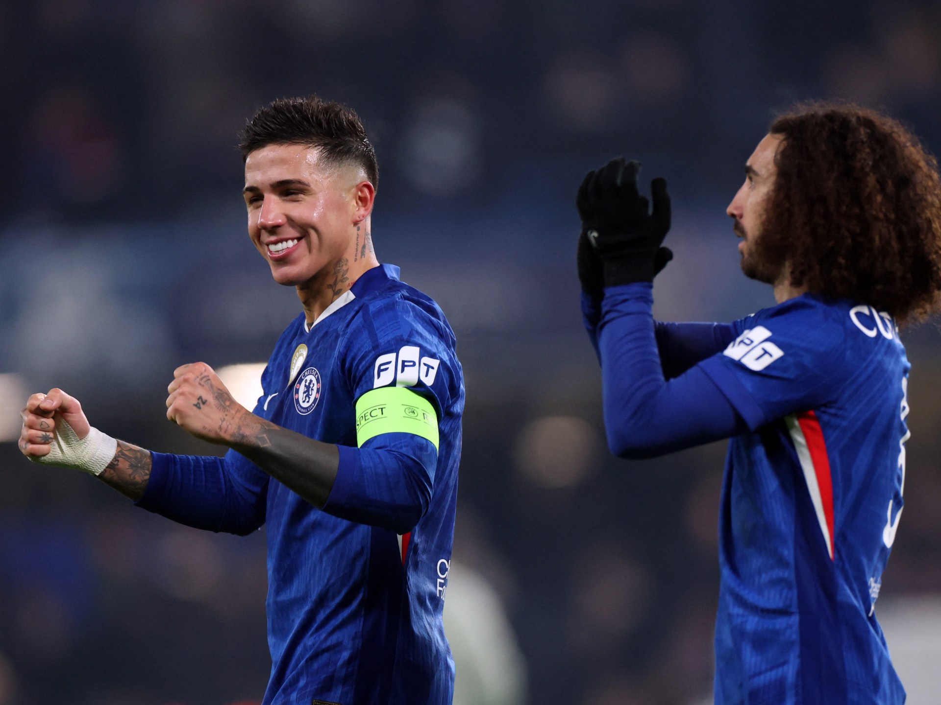 Chelsea Dominates 10-Man Barcelona 3-0; Manchester City Stumbles Against Leverkusen in Champions League Thrills