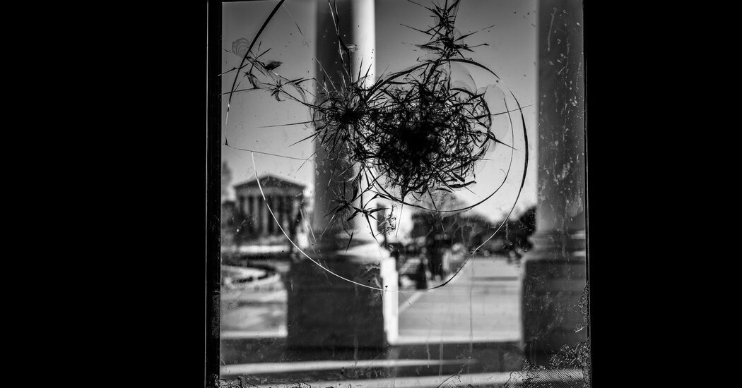 Trump Blames Rivals for 'Out of Control' Crime After Woman Set Ablaze on Chicago Subway