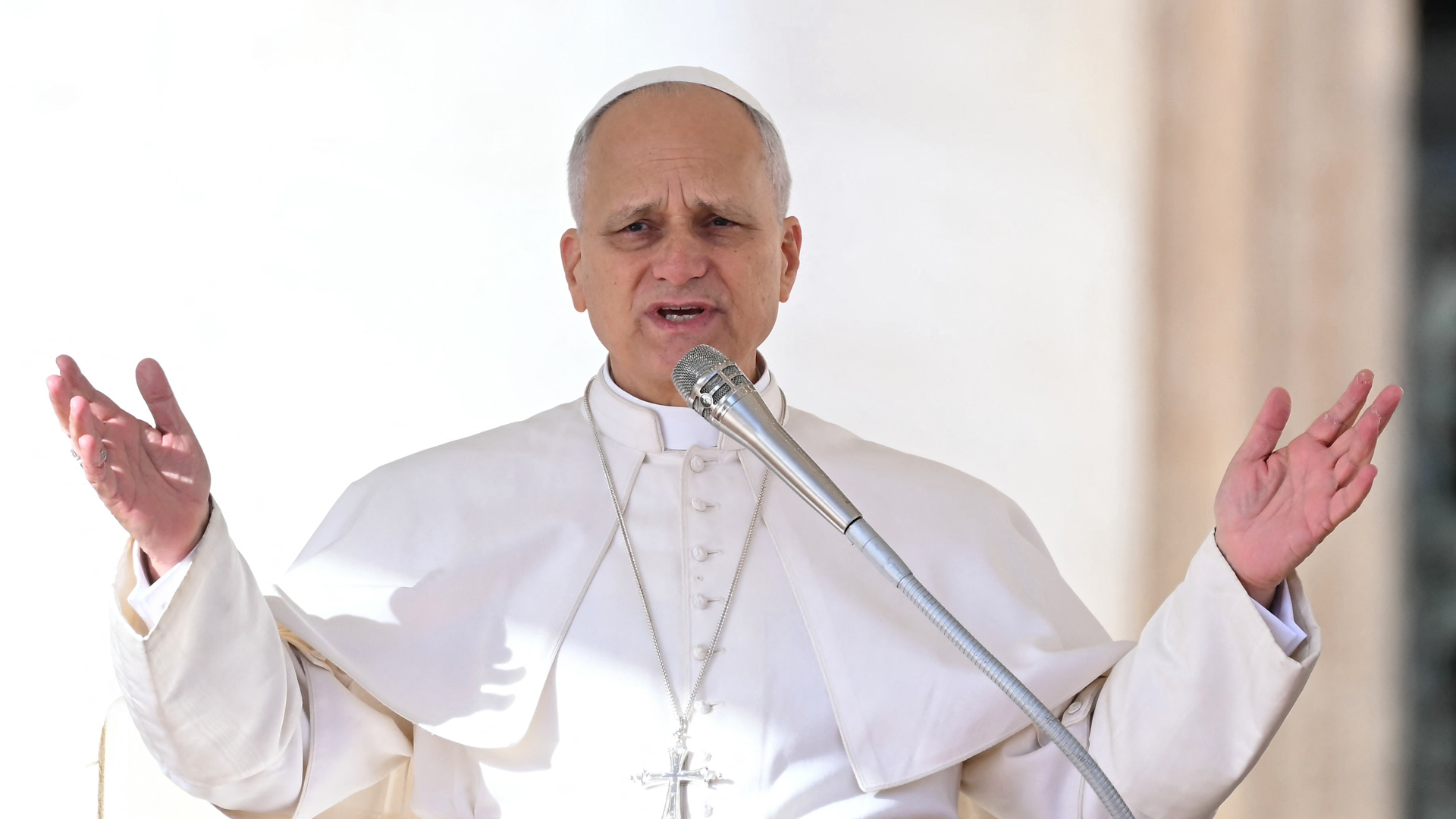 Pope Calls for Dialogue Between Israel & Hezbollah Amidst Conflict; Popemobile Aids Gaza Children