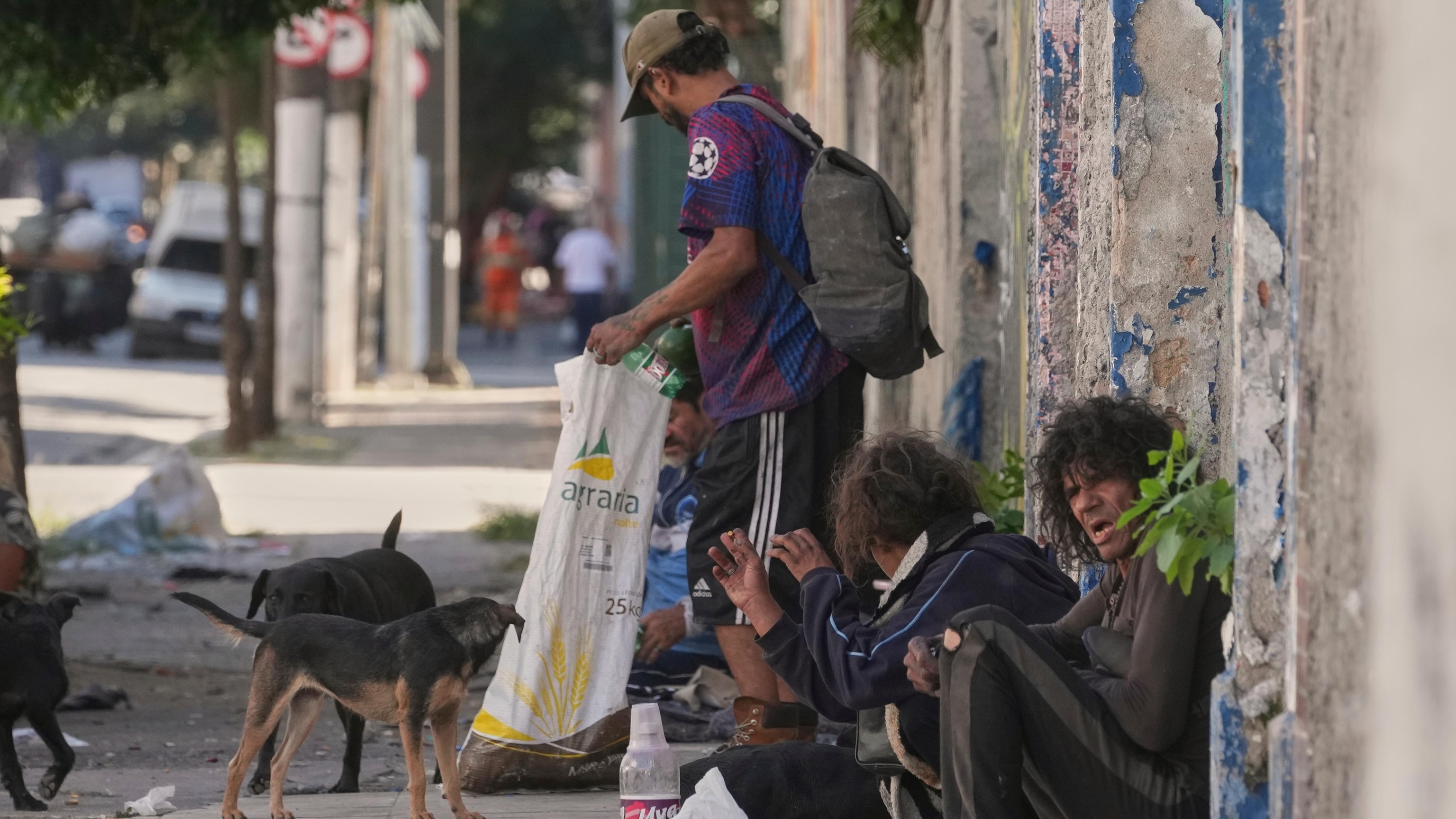 Sao Paulo's 'Crackland' Targeted: Residents Displaced Amid Police Action