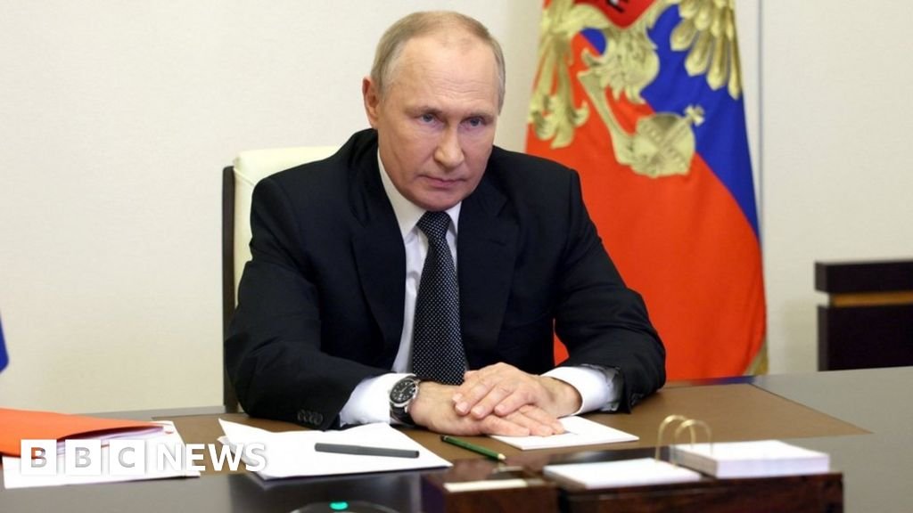 Putin Intensifies Ukraine Territory Demands Ahead of US Talks, Escalating Conflict Stakes