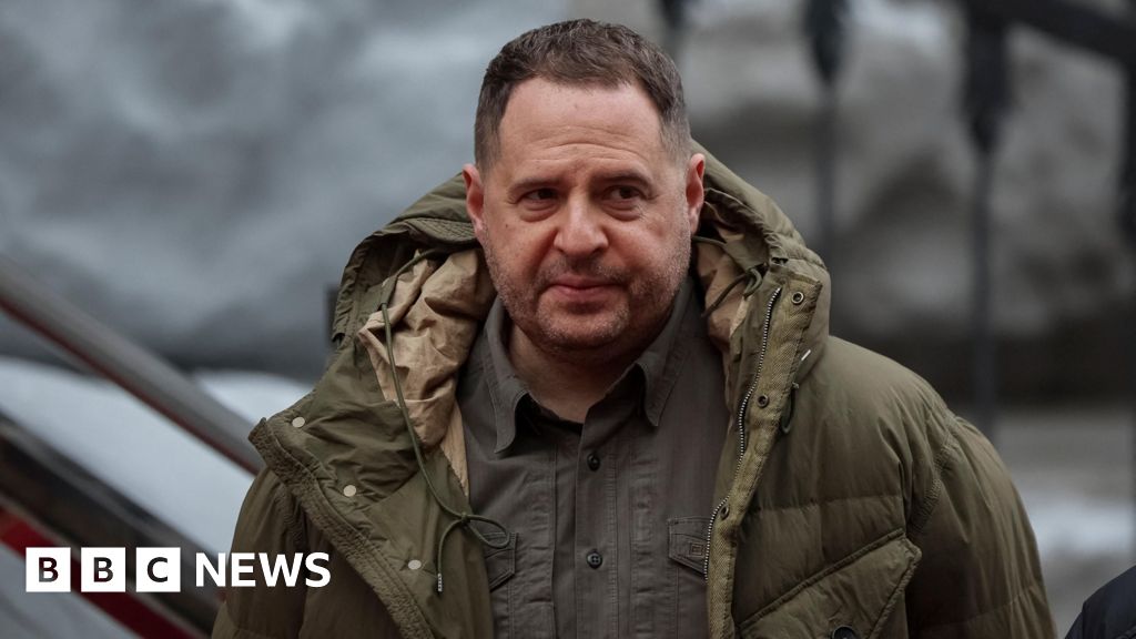 Ukraine: Zelensky's Chief of Staff Andriy Yermak Resigns Following Anti-Corruption Raid in Kyiv