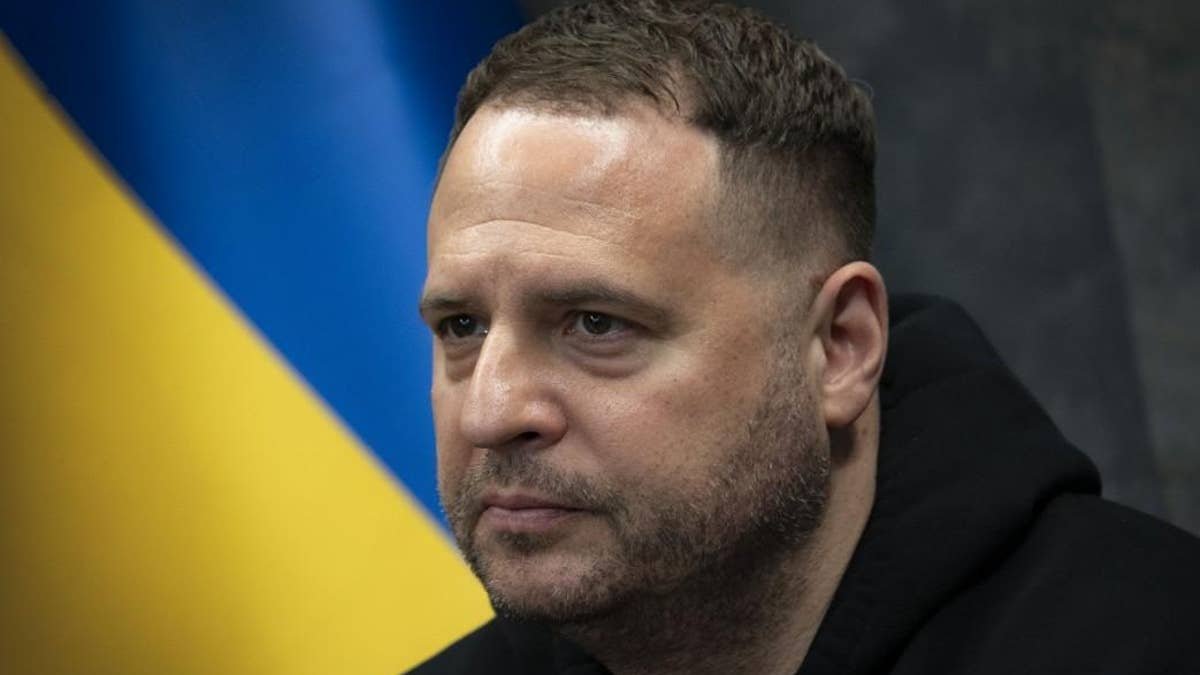 Andriy Yermak Resigns: Zelensky's Chief of Staff Departs Amid Anti-Corruption Raid in Ukraine