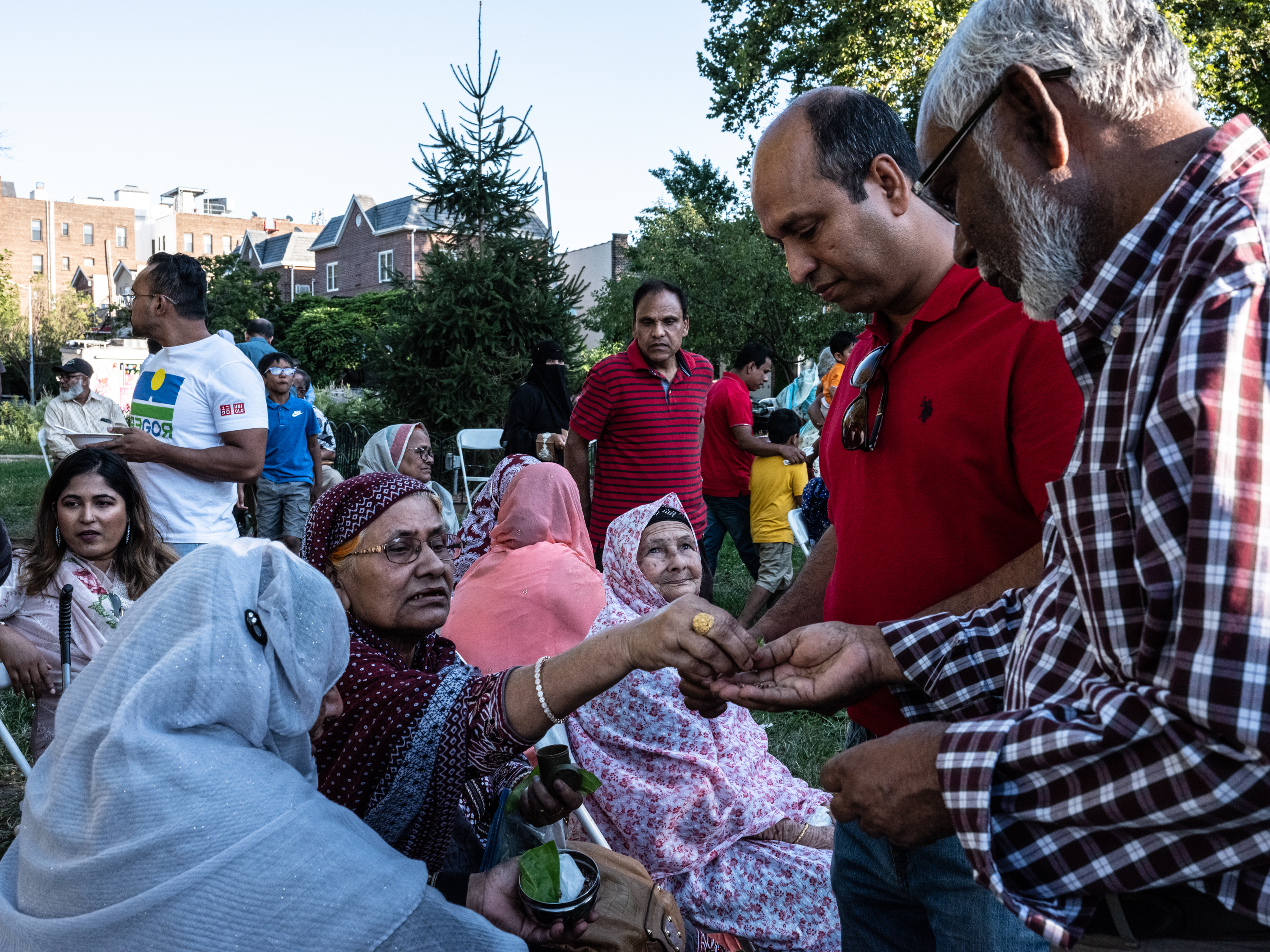 Bangladeshi Immigrant Lauded as Hero in New York Shooting Tragedy