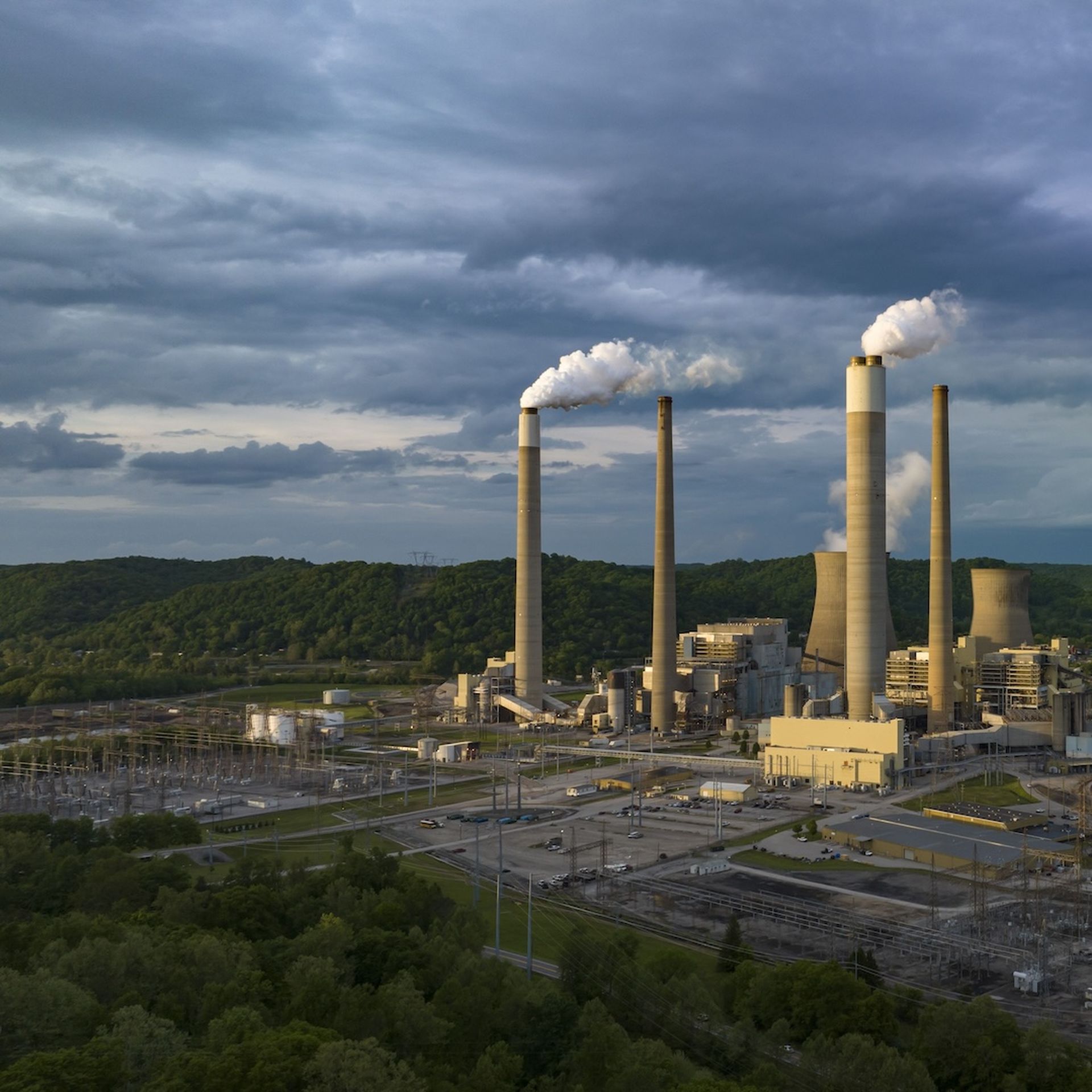 EPA Considers Reversing Scientific Basis for Climate Regulations - Axios Report